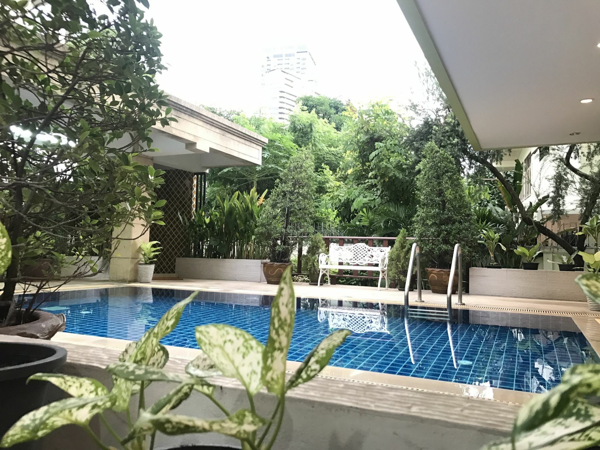 14 Place Sukhumvit Suites Bangkok Zewnętrze zdjęcie